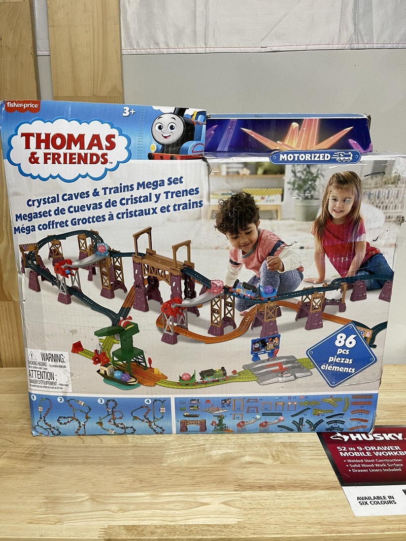 Fisher Price Thomas & Friends Crystal Caves & Train Set Toys & Games