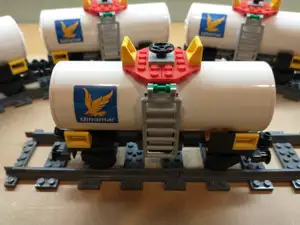 Lego – Wagon-citerne Ultramar pour Train Lego - 4 Wagons-citernes selon le modèle du train cargo 793...