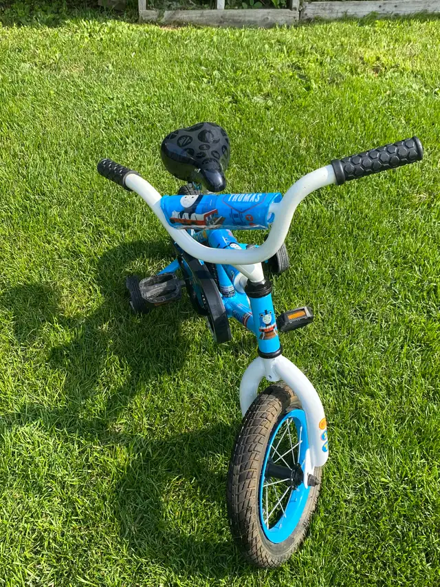 Tricycle - vélo enfant in Kids in Laval / North Shore - Image 3