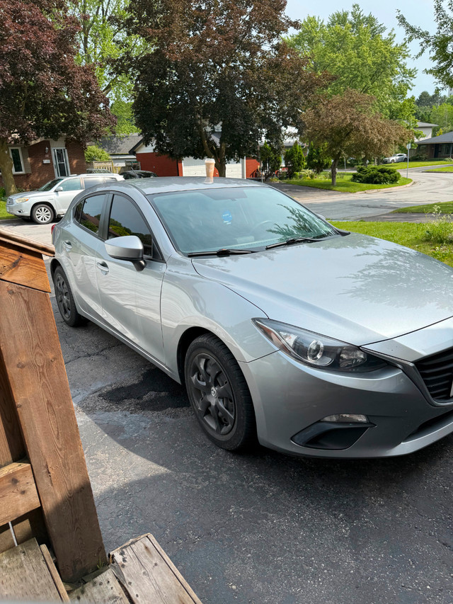 2014 Mazda 3 Hatchback (6-speed manual) in Cars & Trucks in Kitchener / Waterloo - Image 2