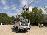 2018 Freightliner Altec Bucket Truck - M2106 & AA55E