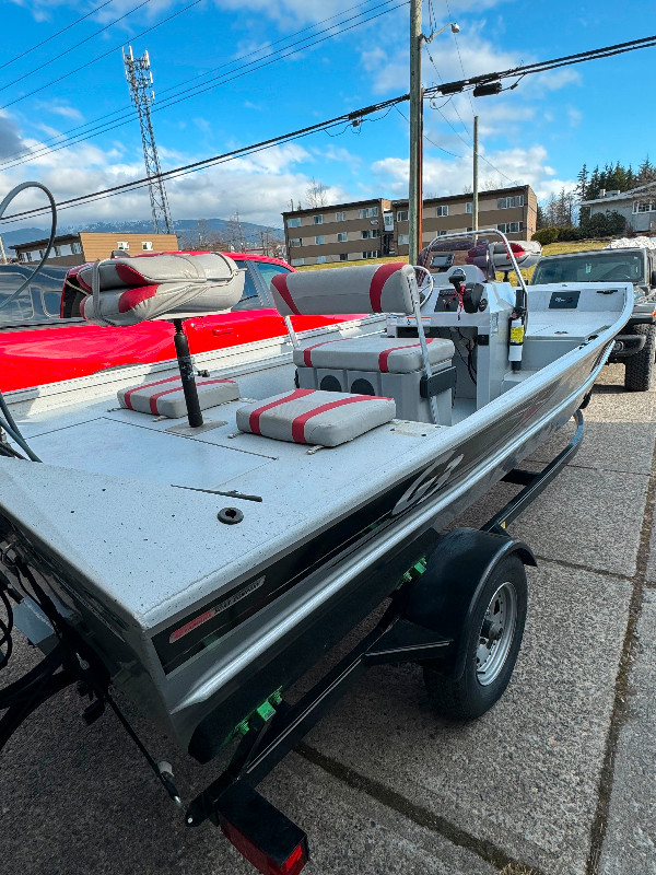 2019 Yamaha G3 Gator outboard jet boat for sale in Powerboats & Motorboats in Kitimat - Image 3