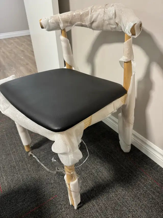 Modern Wooden Dining Chair – PU Leather in Chairs & Recliners in St. Catharines - Image 3