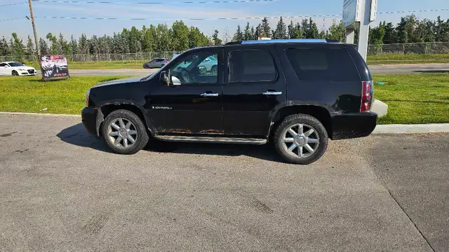 2008 GMC YUKON DENALI 