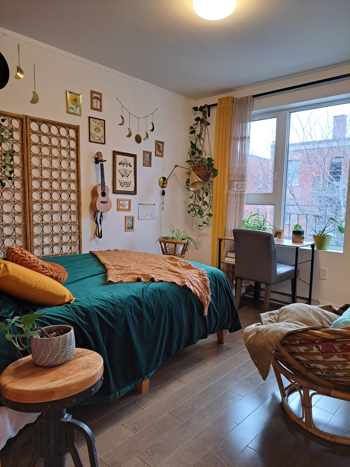 4.5 Condo Apartement For Rent With Indoor Garage Parking — photo 1