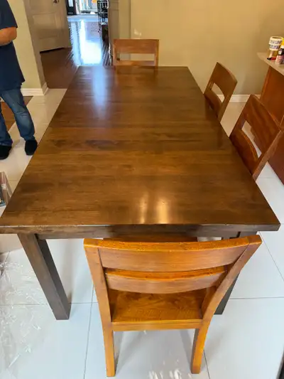 Canadel Wood Rectangle Dining Table, View more