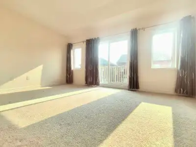 Spacious Rooms for Rent in Richmond Hill Near Elgin Mills & Leslie 4000 sq ft detached house ️ Avail...