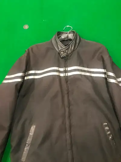 2XL motorcycle jacket like new worn for short time !!