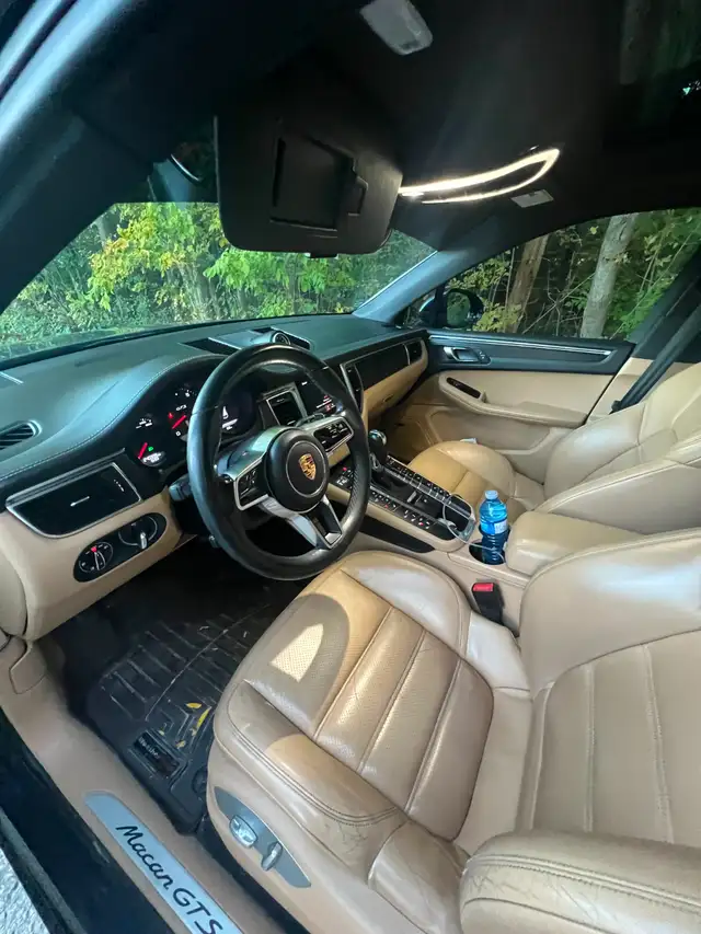 2017 Porsche Macan GTS589175760251136003