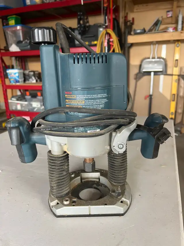 Bosch 1/2” router in Power Tools in Edmonton - Image 3