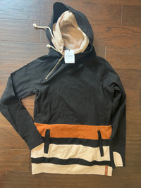 BNWT Ampersand double hoodie “fall in love” size M