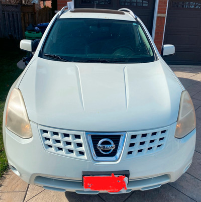 2010 Nissan Rogue Leather Interior- AS IS