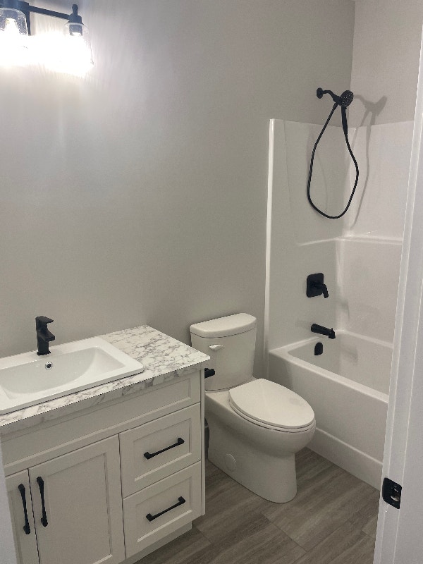 A brand new 900 square ft Cottage Short Term Rentals Comox