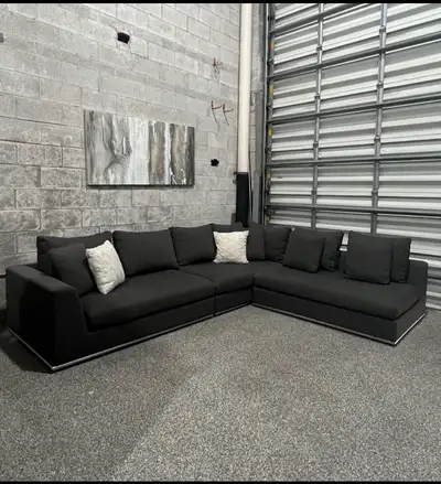 1290$ 3 Piece Sectional couch sofa •Relax in style with this modern grey sectional, designed for com...