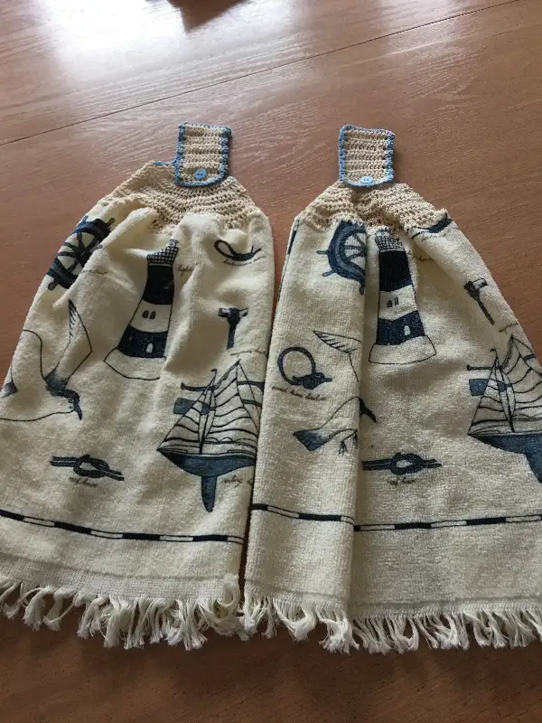 Kitchen Towels in Home Décor & Accents in Edmonton - Image 3