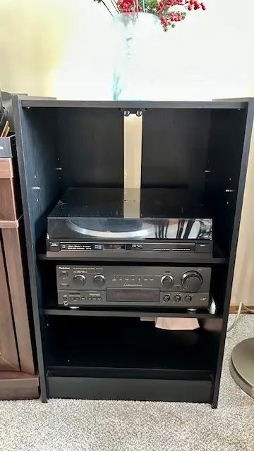 4 Speakers Stereo System With Cabinet in Stereo Systems & Home Theatre in Peterborough - Image 2