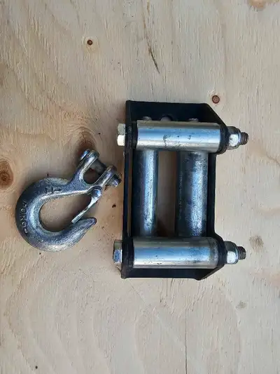 Brand new 50ft ATV winch cable and a 4 7/8" fairlead, and a hook. These came off of a brand new Can...