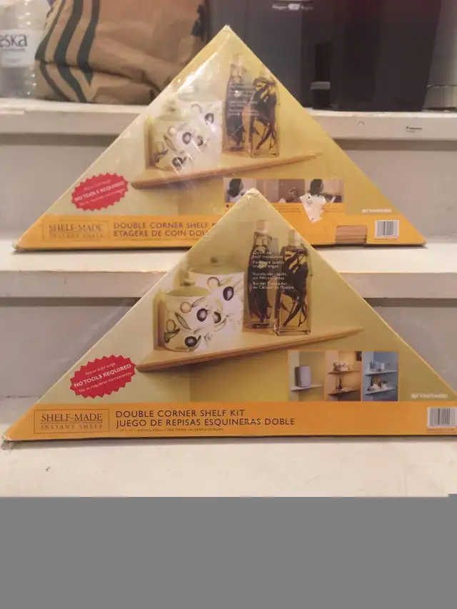 Double Corner Shelf Kit in Hobbies & Crafts in St. Catharines - Image 3