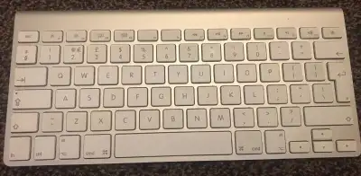 Apple Bluetooth Keyboard A1314 & Mouse A1197 Combo, View more