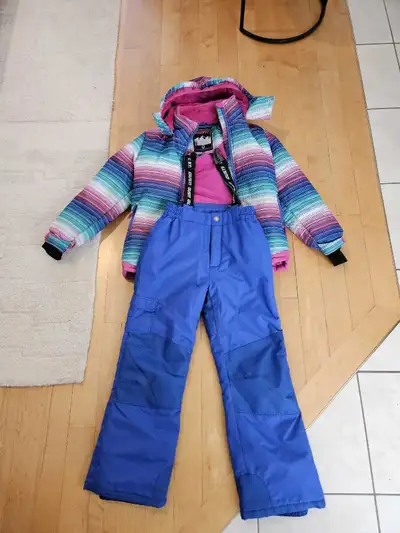 Girls Gusti winter jacket and snow pants size 12, View more