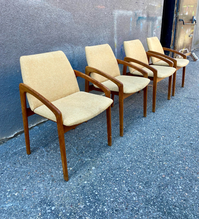 Teak Danish Mid Century Modern Dining Chairs  in Dining Tables & Sets in Oshawa / Durham Region - Image 2