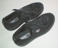 Puma Women's Basket Platform Shoes Size 5.5