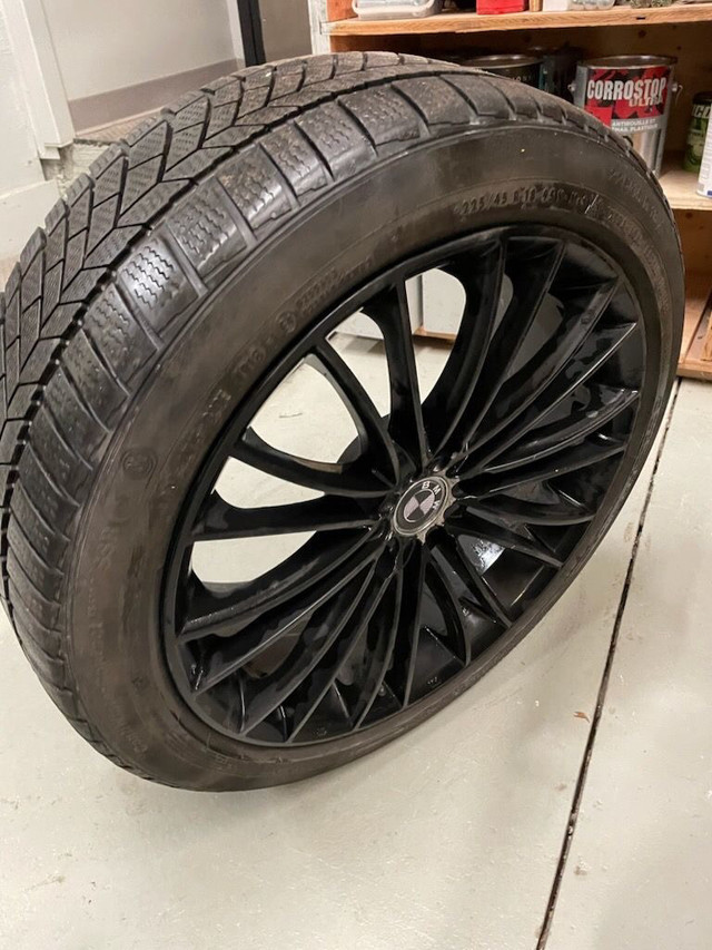 4 Pneus d’hiver Continental + 4 Mags BMW 225/45 R18 in Tires & Rims in Laval / North Shore - Image 2