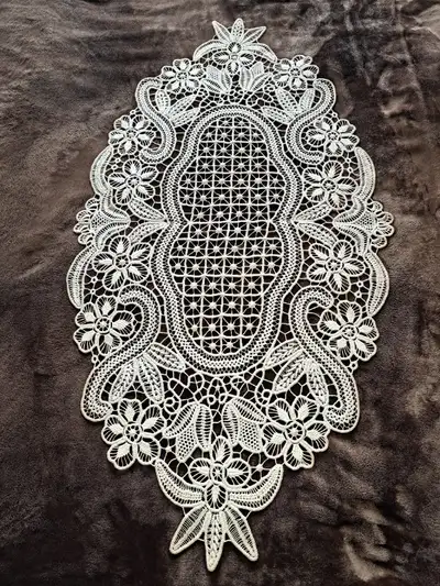 Dentelle de poantlas faite à la main (macramé) - 4, View more