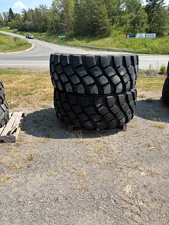 2 Loader Tires 23 5R25 Like New No holes or patches Call BERT at 902-396-6600
