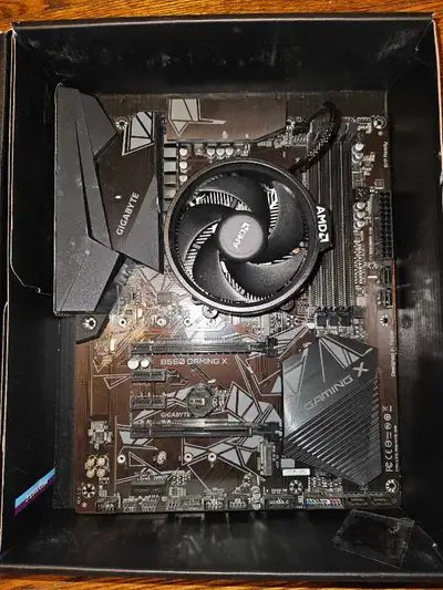 Gigabyte Aorus B550 - Read Description , View more
