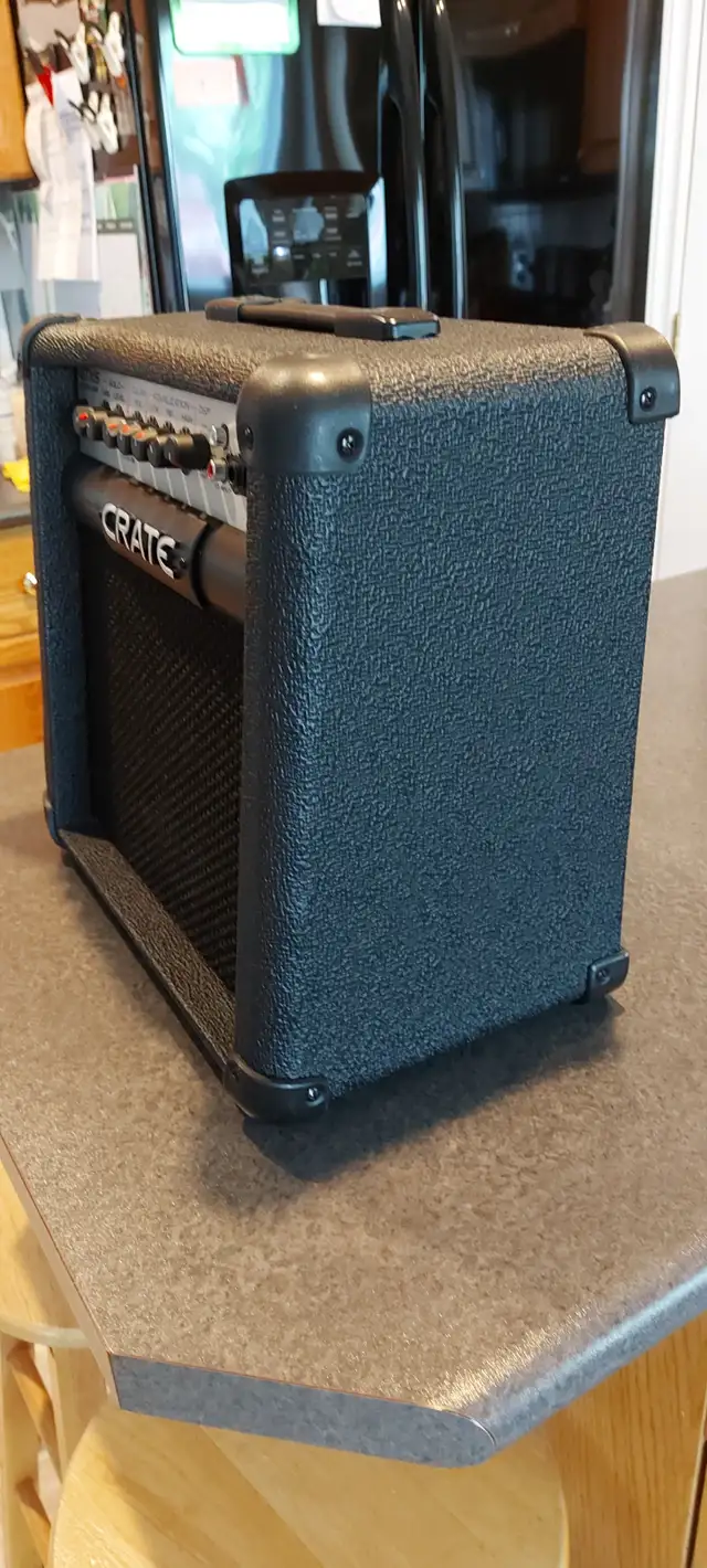 CRATE GTX15 Guitar Amp with built in Effects63235014758147124