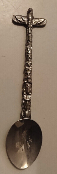 Vintage Totem Pole Collectible Souvenir Spoon
