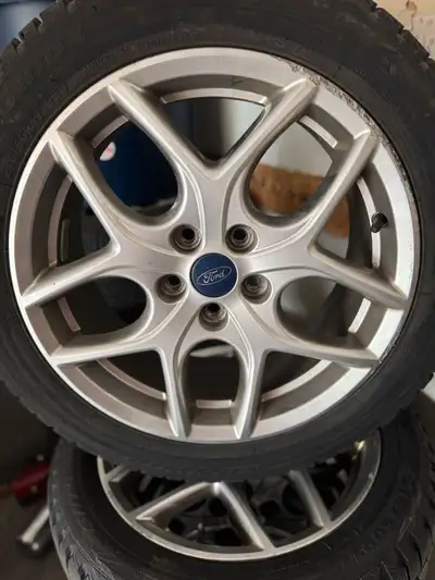 Tire and rim 2022