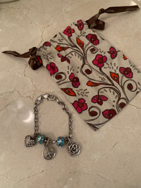 Authentic Brighton bracelet and gift pouch