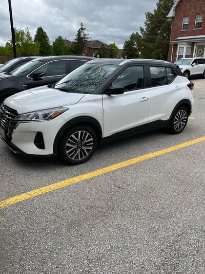 Lease takeover low monthly $270.00, 6 payments left Term: 24 months Payment: $270.00 + tax monthly S...