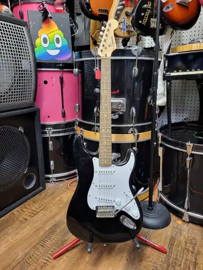 Fender Squier Stratocaster , View more