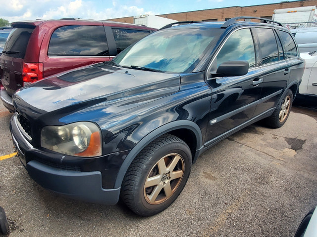 2006 Volvo XC90  in Garage Sales in City of Toronto