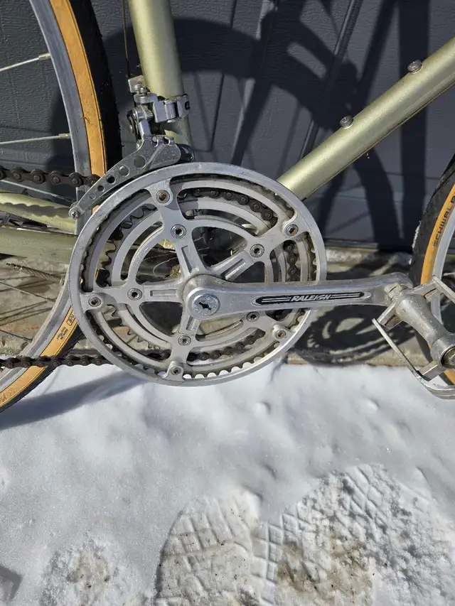 Raleigh Super Grant Prix road bike in Road in Barrie - Image 4