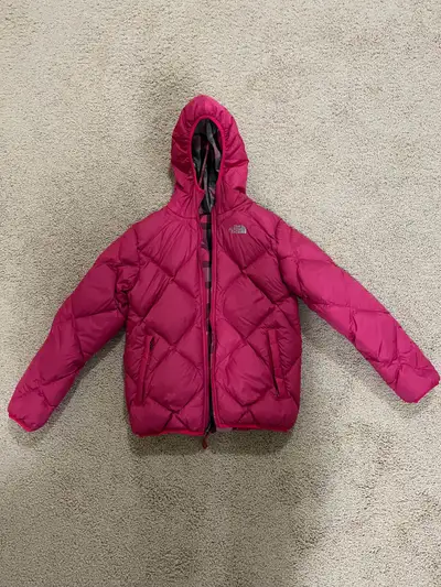 Girls North Face Jacket, size Large. I’m great shape and from a clean, non- smoking home.