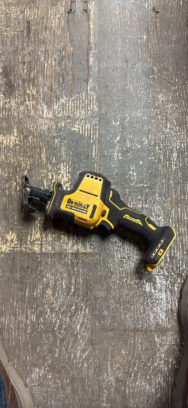 DeWalt Reciprocating Saw in Power Tools in London - Image 2