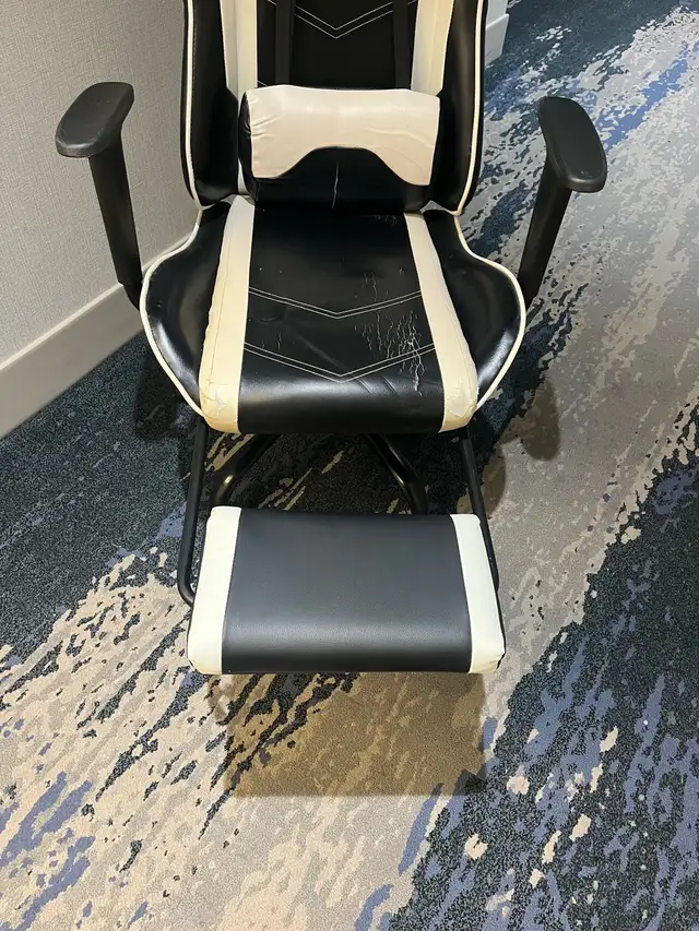 Gaming Chair63771522494081120