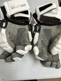 Warrior lacrosse gloves  Burn Pro used L