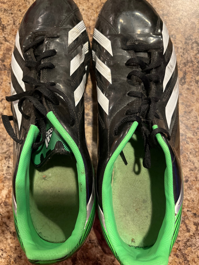 ADIDAS CLEATS SIZE 10 1/2  in Men's Shoes in Thunder Bay - Image 3