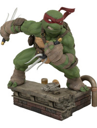 Teenage Mutant Ninja Turtles Gallery: Raphael Deluxe PVC Statue