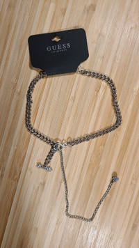 Guess necklace 