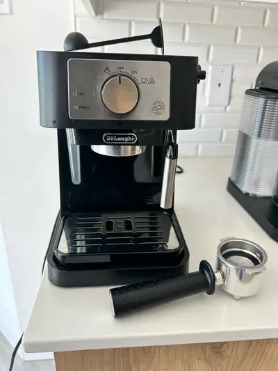 Machine à café espresso DeLonghi – Comme neuve, très peu utilis, View more