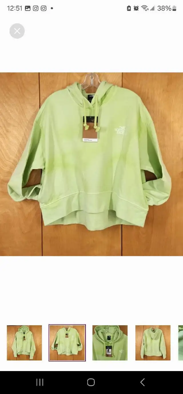 The North Face hoodie size medium62863260897921121