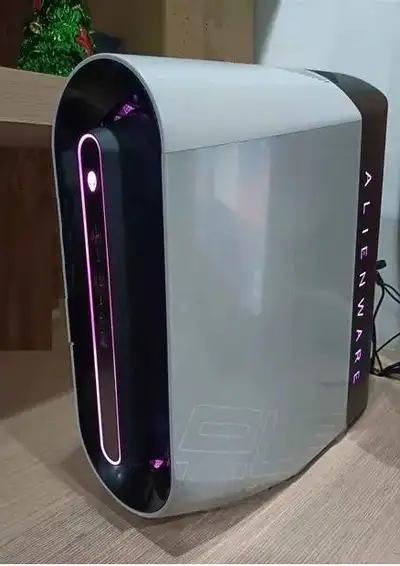 Alienware Aurora R12, i7, 32GB RAM, 1TB SSD,GeForce RTX 2070/8GB, View more