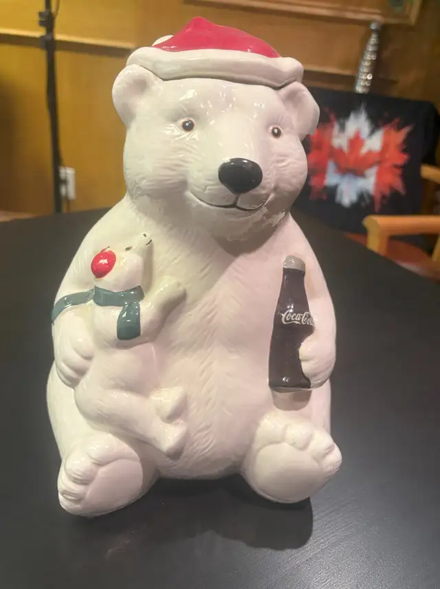 Cookie Jar- Coca Cola Bear with Cub64966064161794121