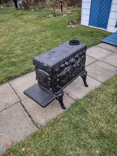 Gros Poele A bois Box Stove Bélanger, View more